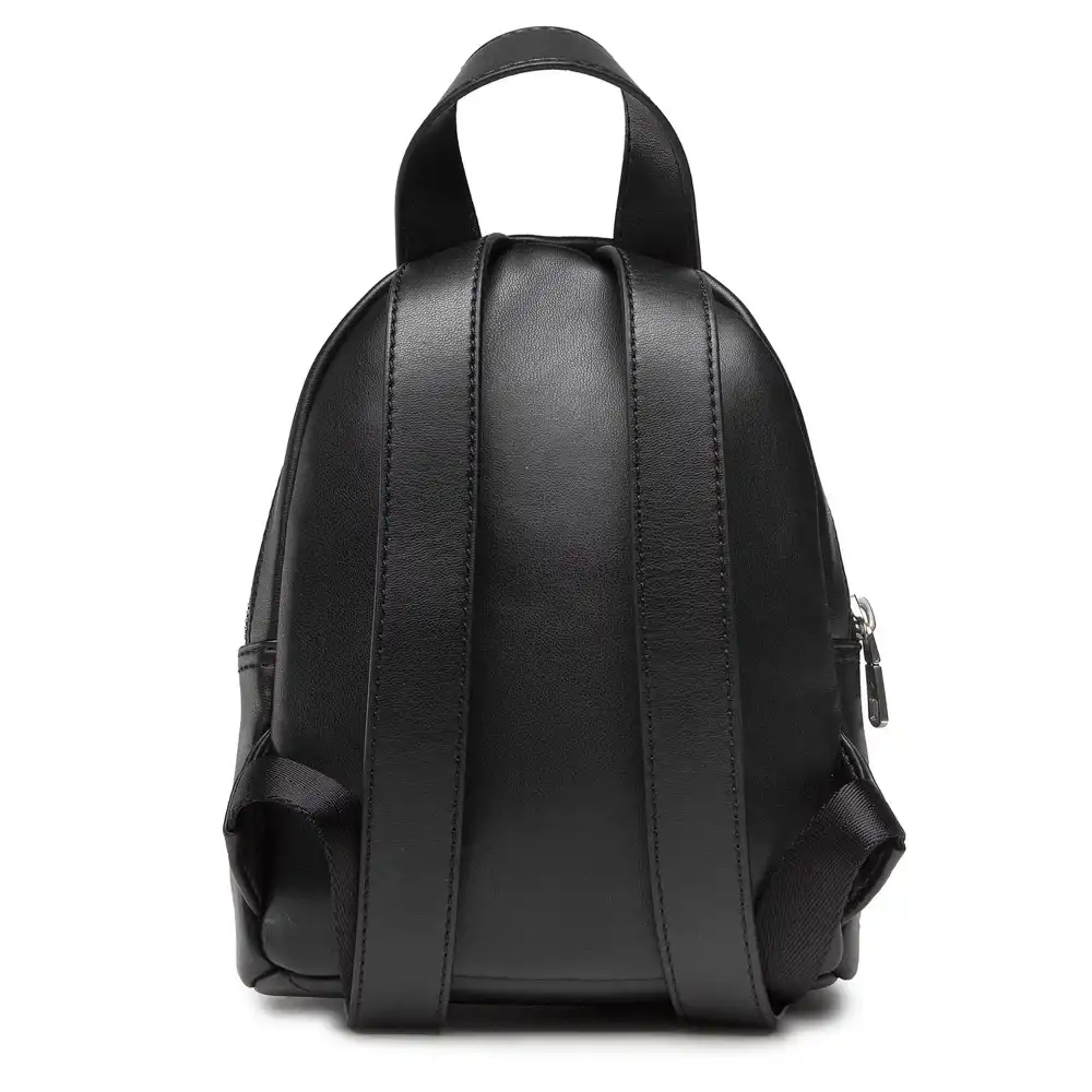 Sleek Campus Calvin Klein - 3 Sleek Campus Calvin Klein - 3