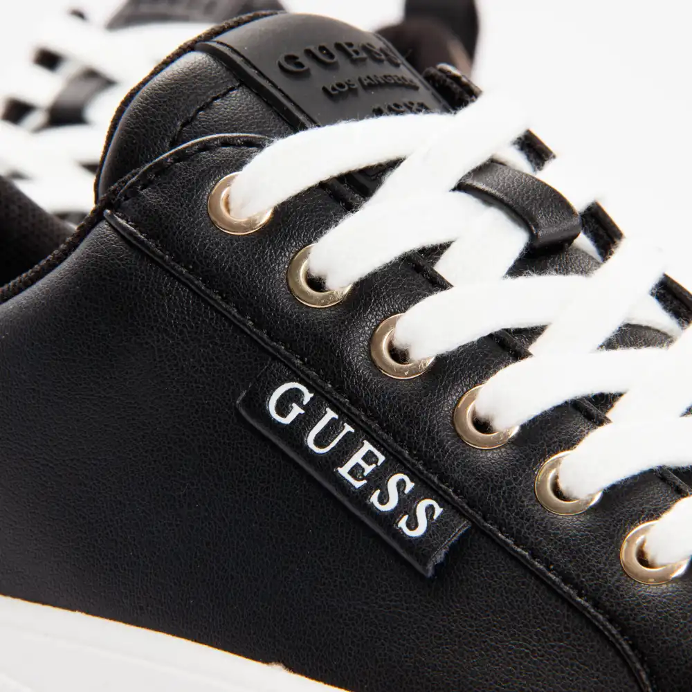 Sneaker original Guess - 5 Sneaker original Guess - 5