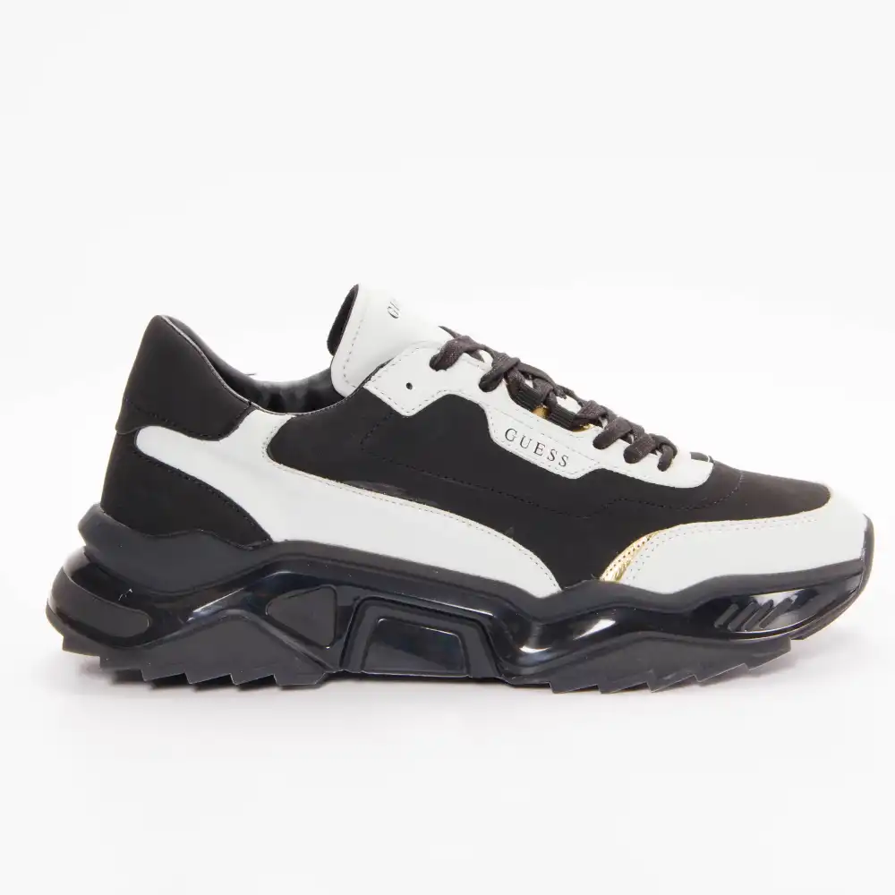 runner Guess - 4 runner Guess - 4