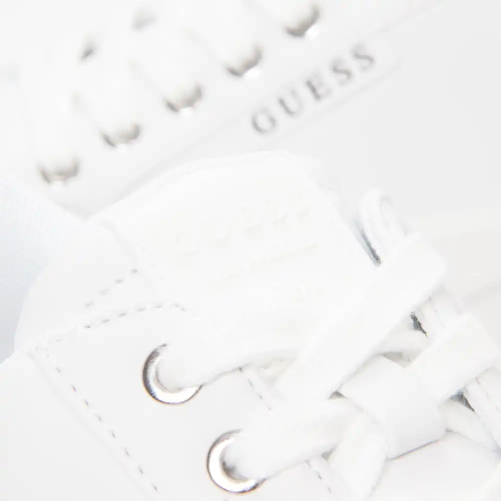 Eladie Guess - 3 Eladie Guess - 3