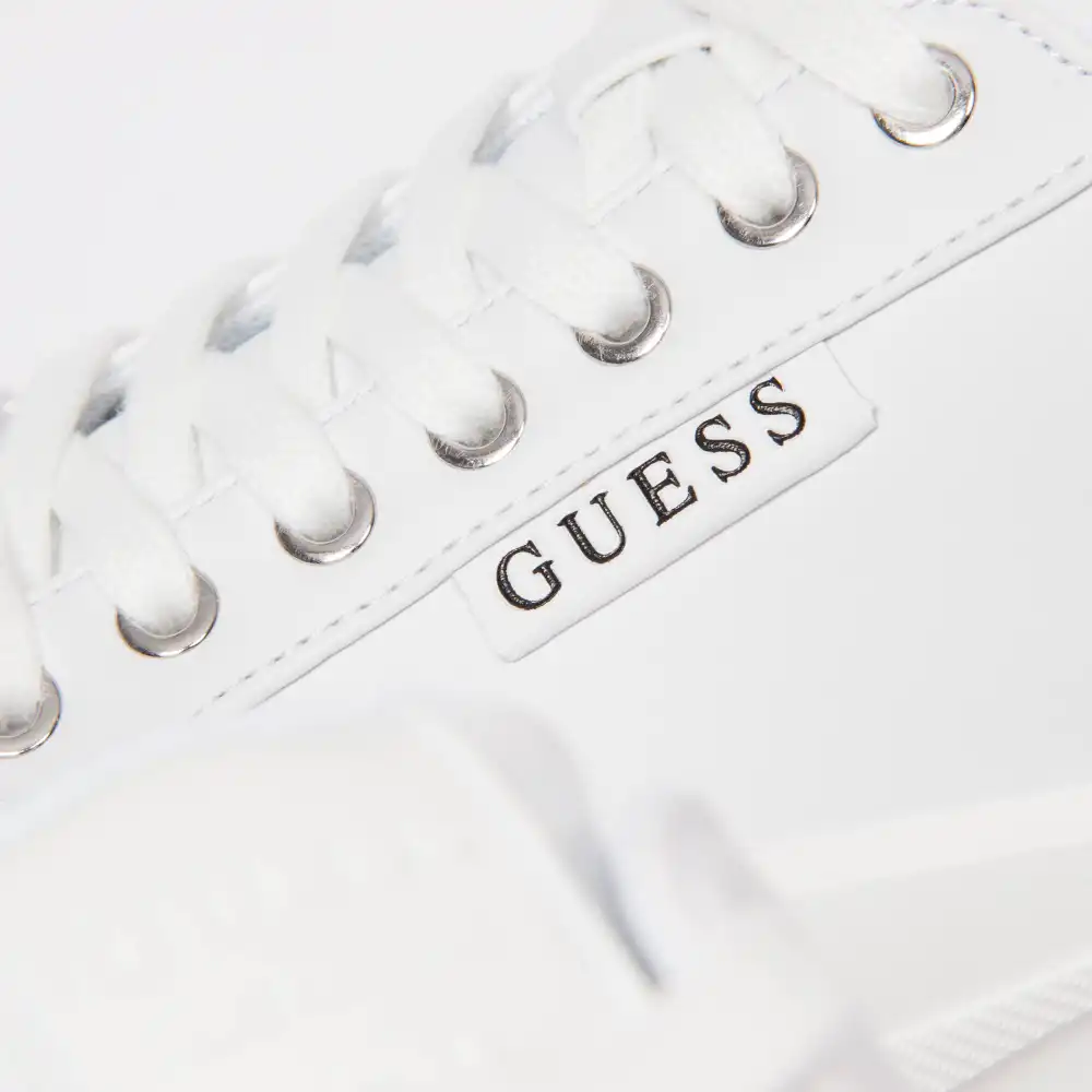 Eladie Guess - 5 Eladie Guess - 5