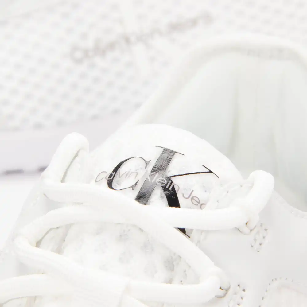 EVA runner monologo Calvin Klein - 3 EVA runner monologo Calvin Klein - 3