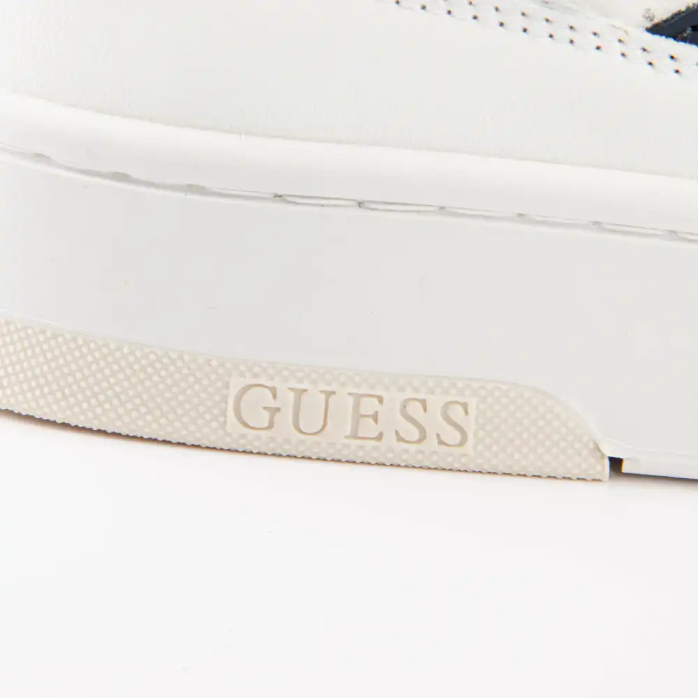 Basket de ville basse homme Guess Classic Salerno logo G Blanc - ZESHOES