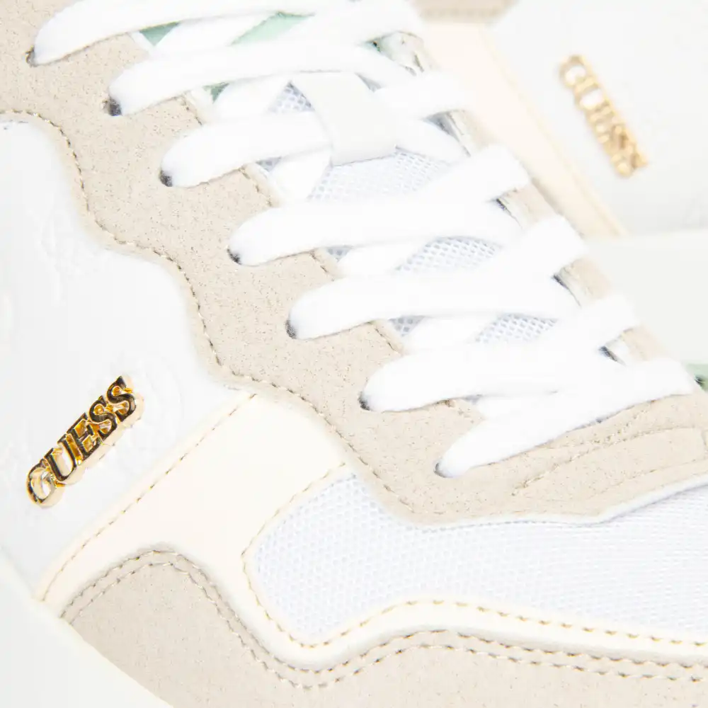 Vinnna 4g logo pivoine Guess - 4 Vinnna 4g logo pivoine Guess - 4