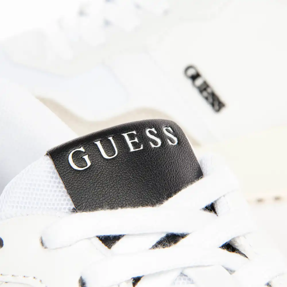 Vinnna 4g logo pivoine Guess - 3 Vinnna 4g logo pivoine Guess - 3