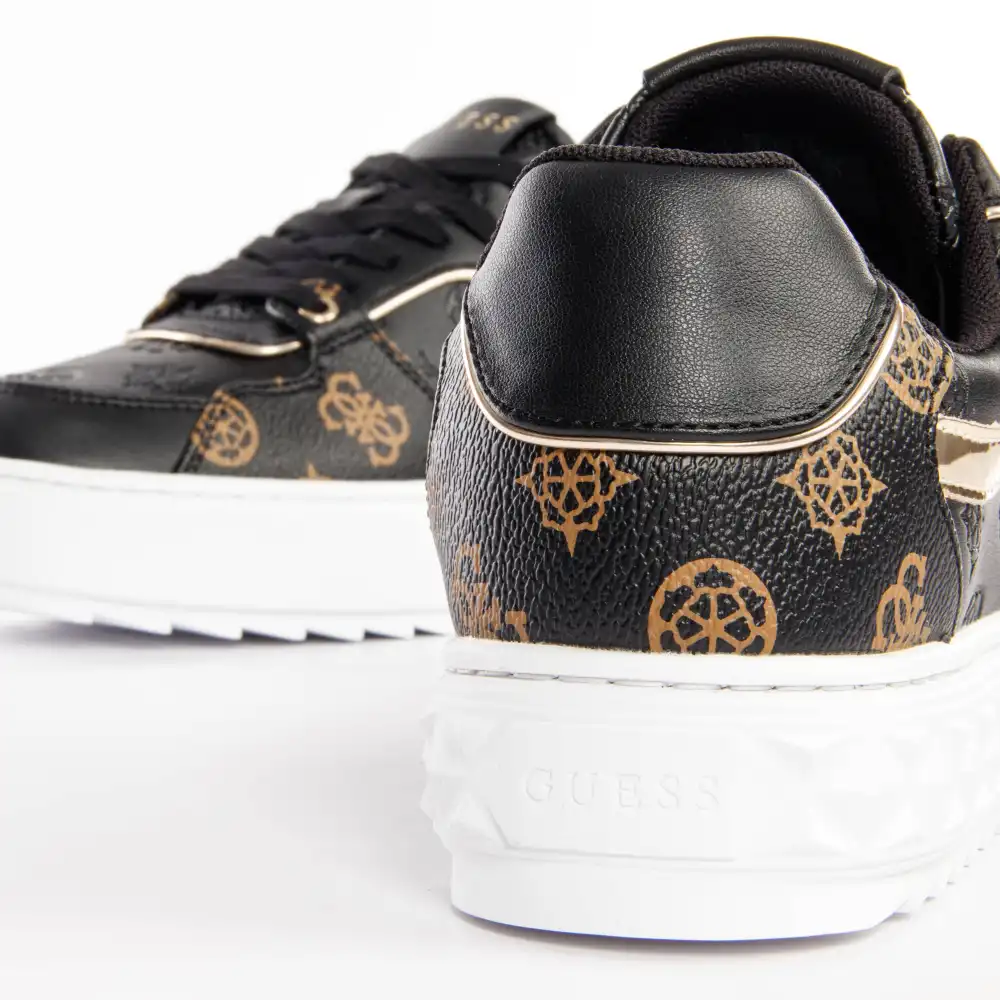 Fiena Logo 4g pivoine Guess - 10 Fiena Logo 4g pivoine Guess - 10