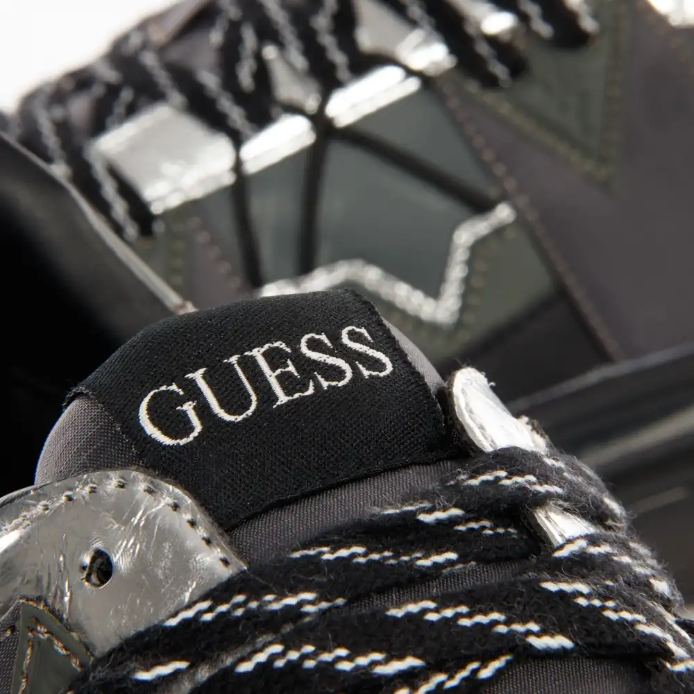 Massa tech Guess - 3 Massa tech Guess - 3