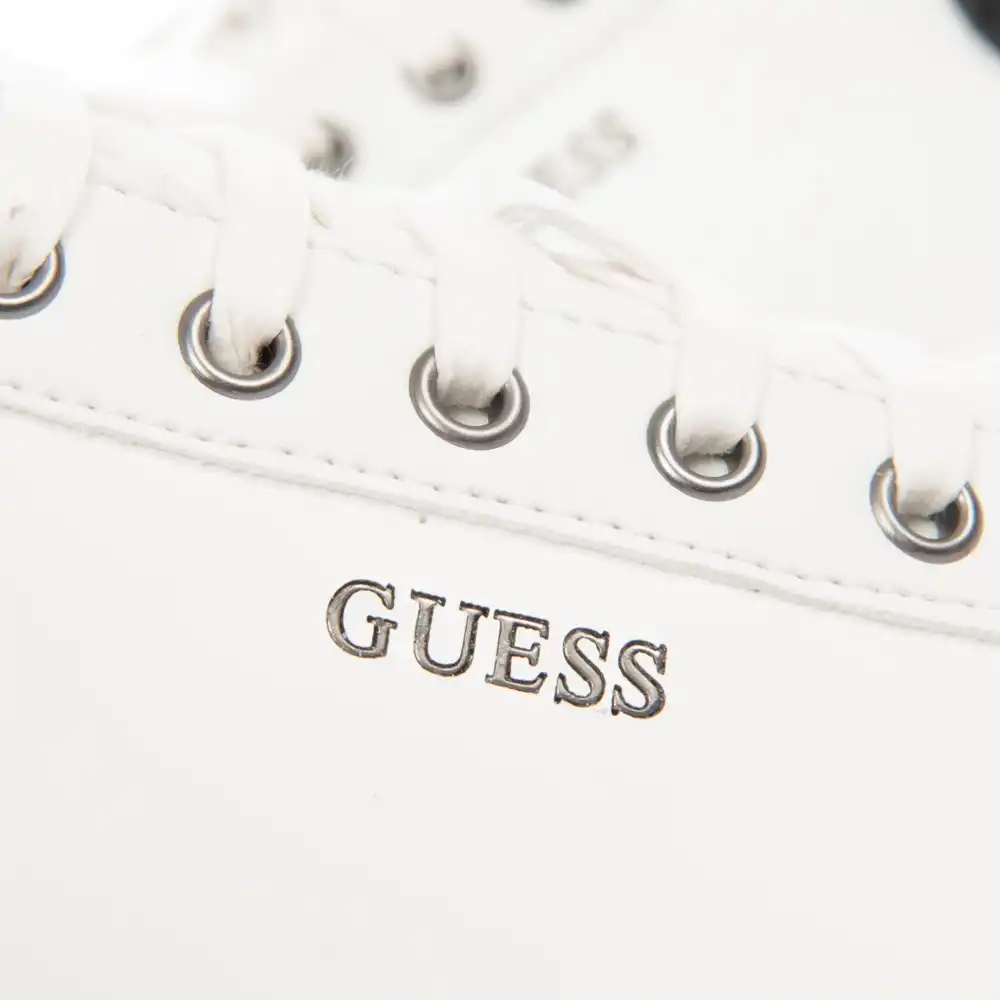 B&W vibo Guess - 5 B&W vibo Guess - 5