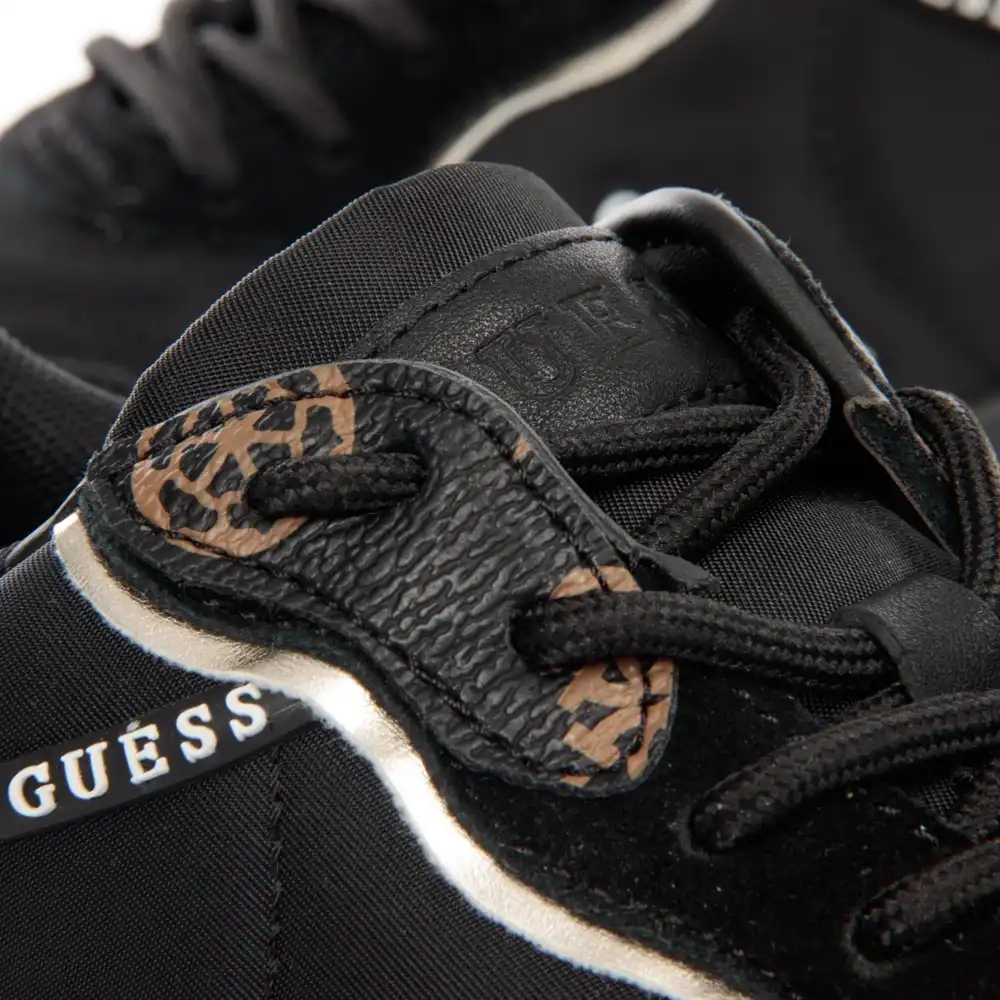 Micola running sneaker Guess - 3