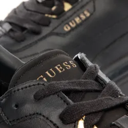 Massa veritable Guess - 3 Massa veritable Guess - 3