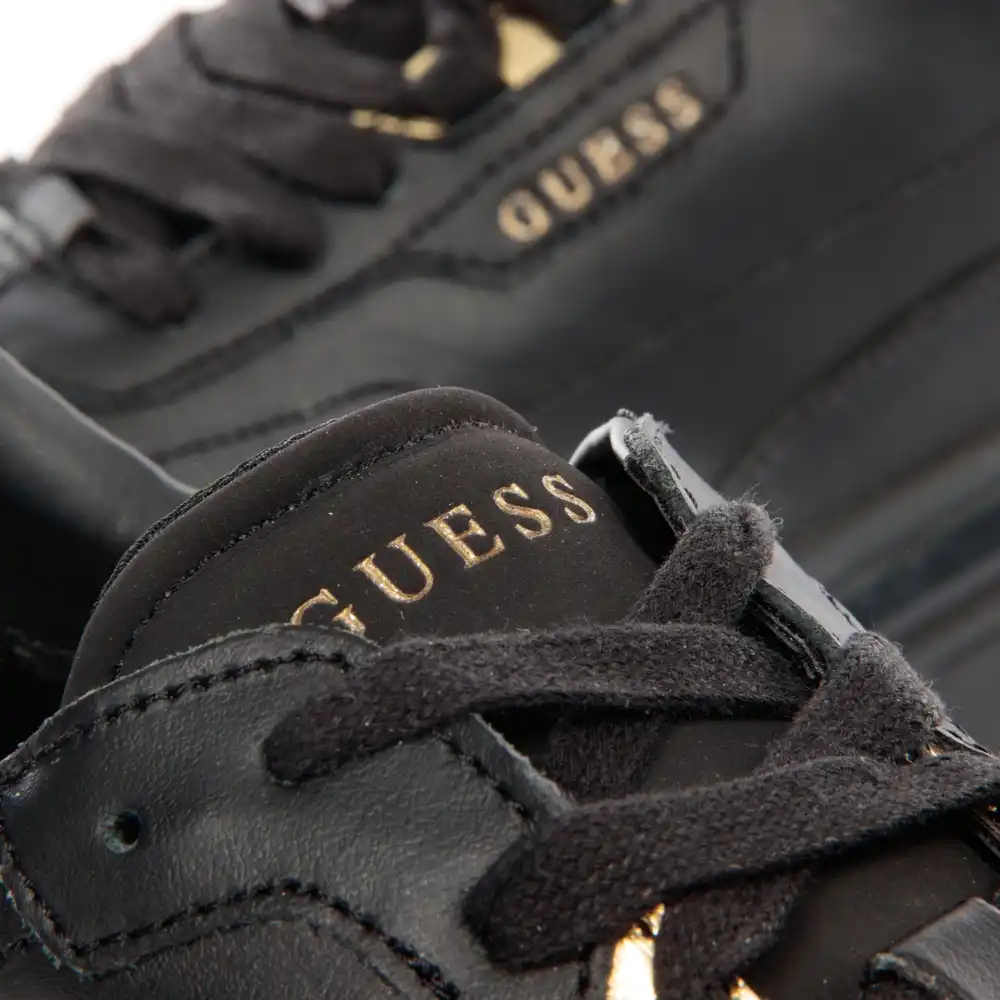 Massa veritable Guess - 3 Massa veritable Guess - 3