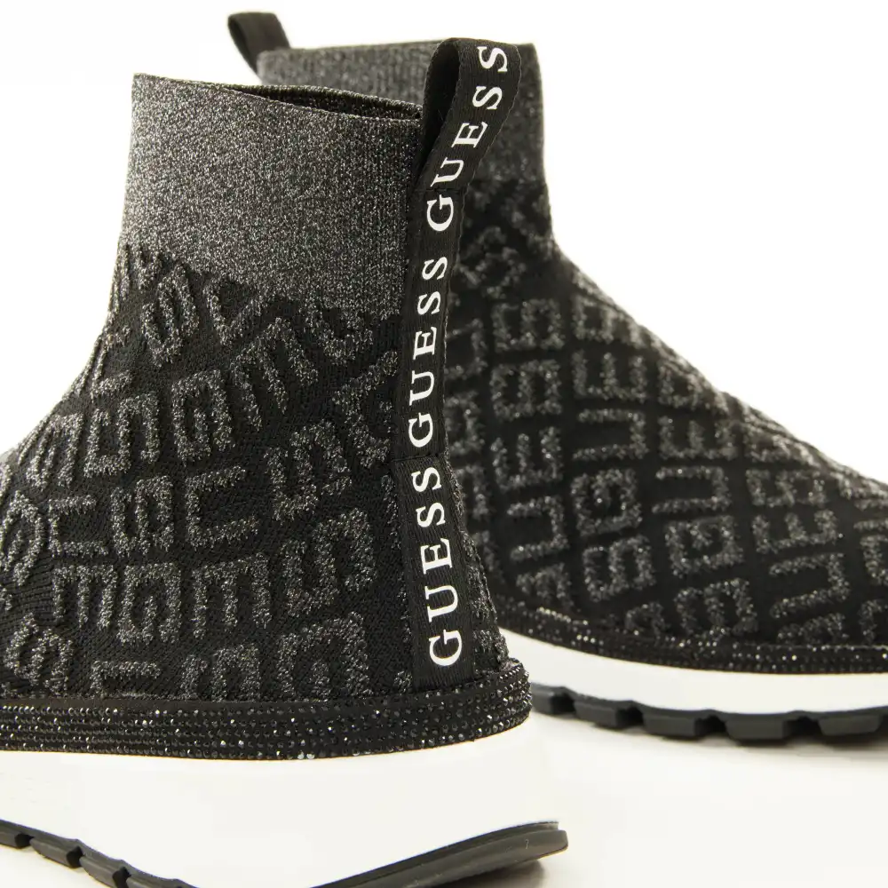 Zylfal Guess - 7 Zylfal Guess - 7