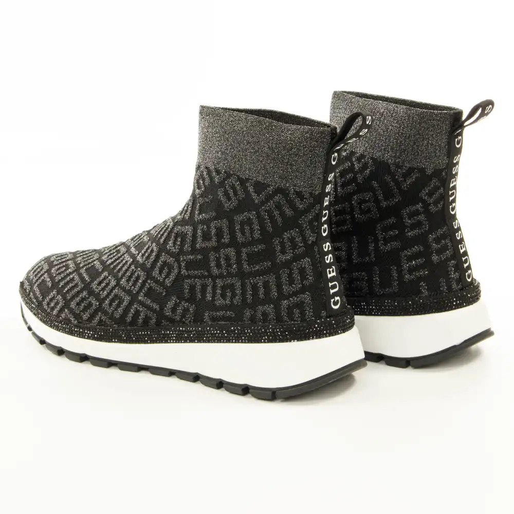 Zylfal Guess - 8 Zylfal Guess - 8