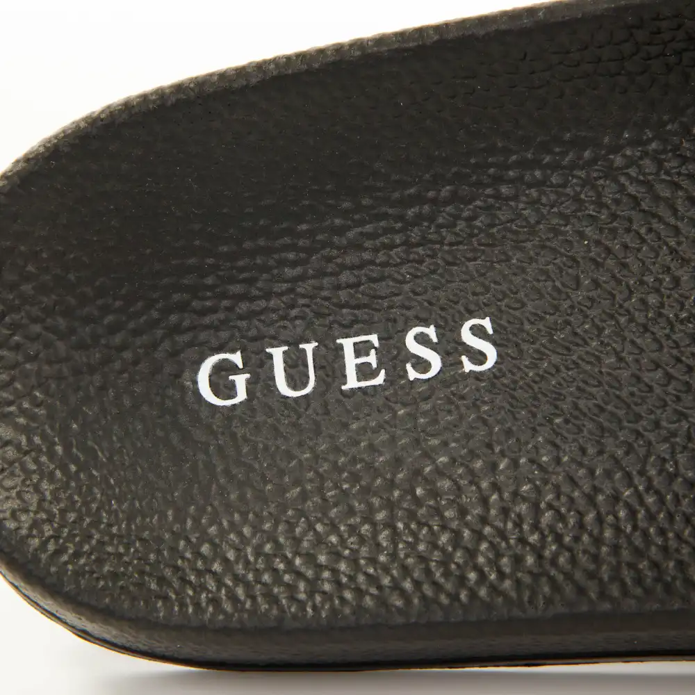 Logo relief Guess - 5