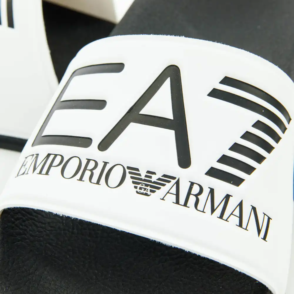 PARTNER: CREATION ref XCP001XCC22-737 EA7 - 2 PARTNER: CREATION ref XCP001XCC22-737 EA7 - 2