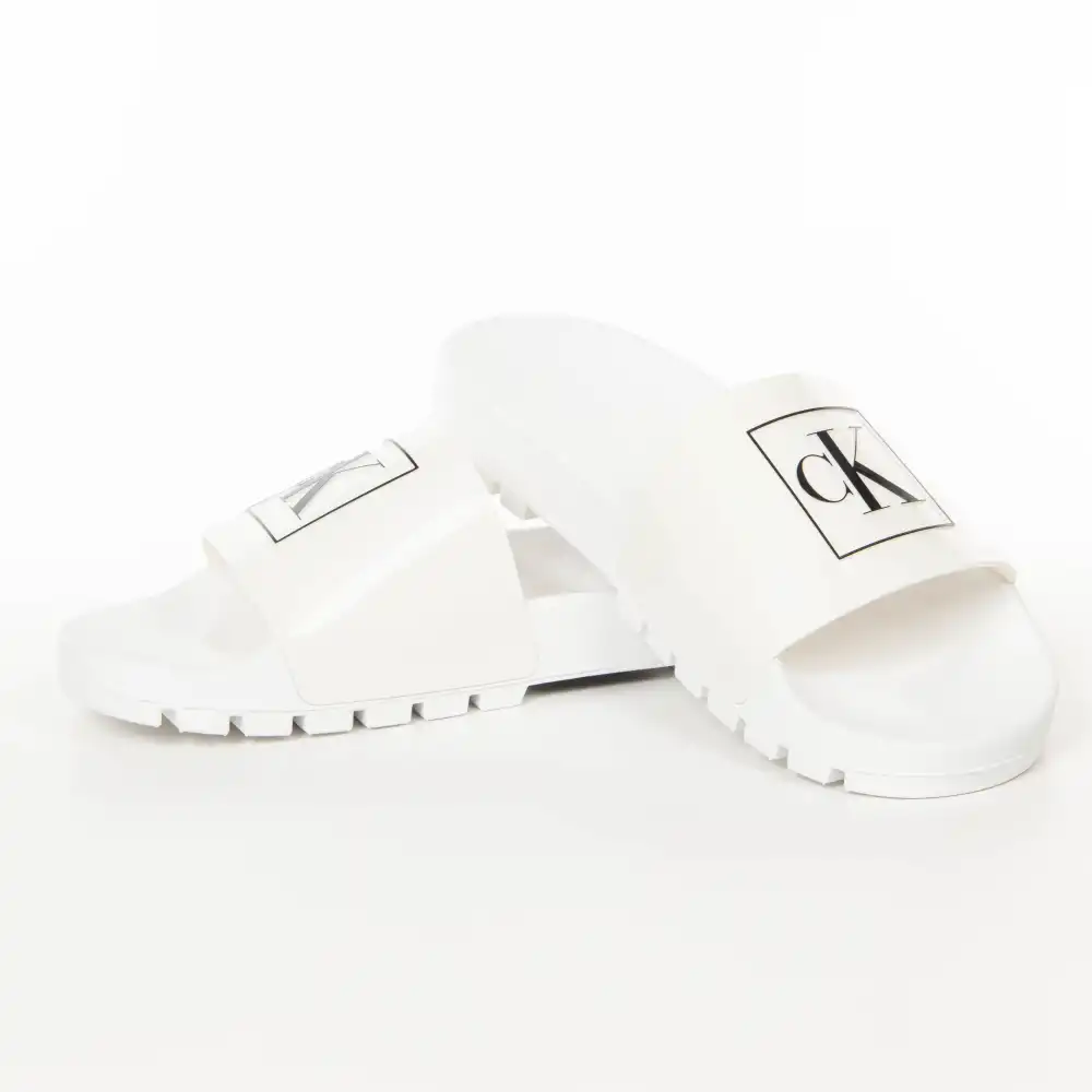 Truck slide monogram Calvin Klein - 2 Truck slide monogram Calvin Klein - 2