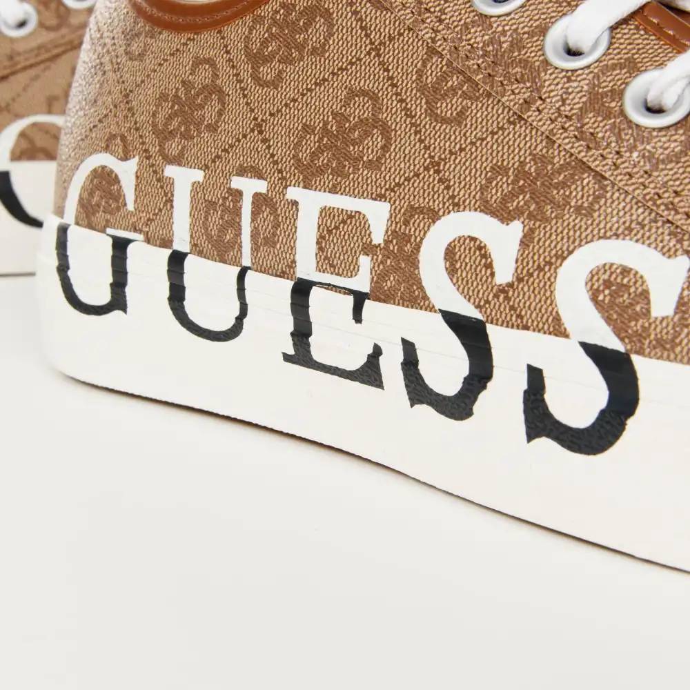 Classic logo Guess - 4 Classic logo Guess - 4