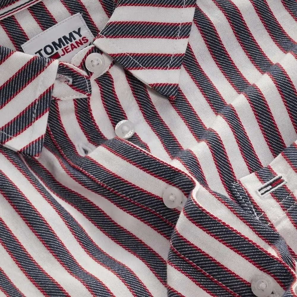 Boxy Tommy Jeans - 3 Boxy Tommy Jeans - 3