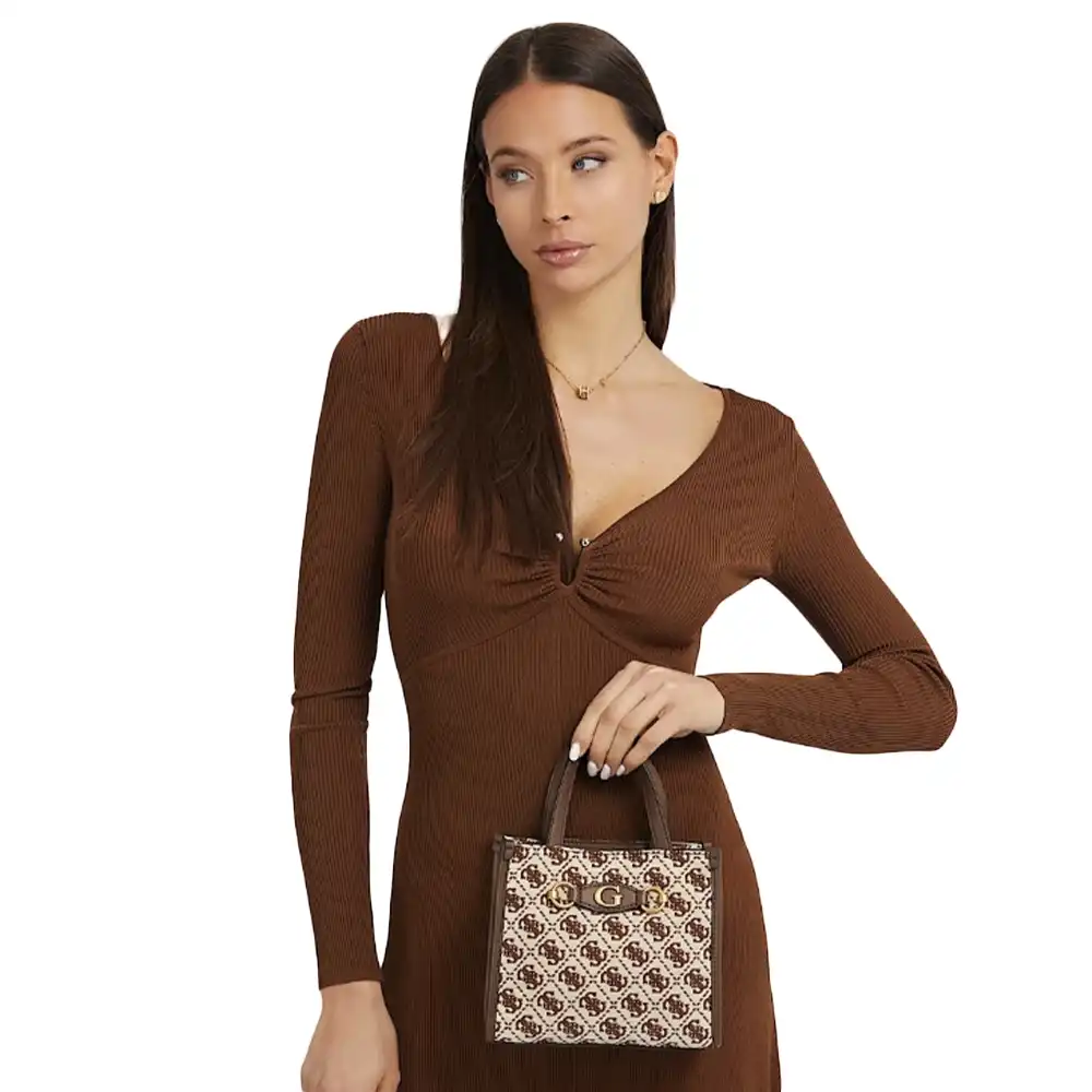 izzy Guess - 4 izzy Guess - 4