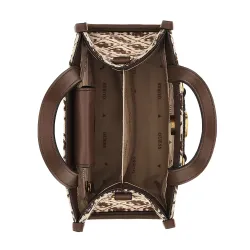 izzy Guess - 2 izzy Guess - 2