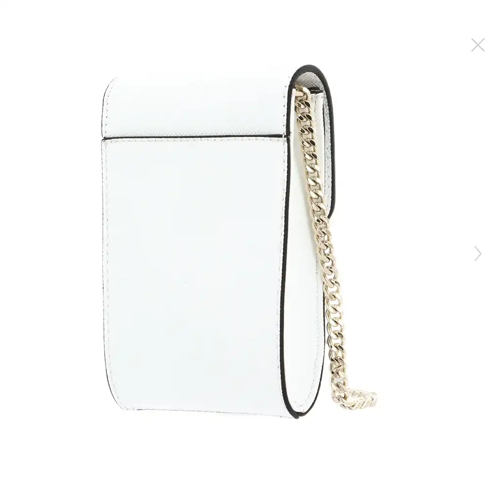 Noelle Guess - 3 Noelle Guess - 3