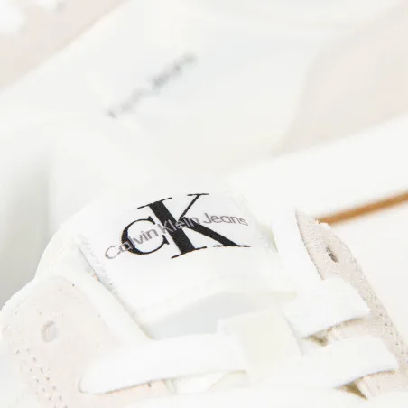 Produits victimes de leur succès Calvin Klein Blanc Phuket 