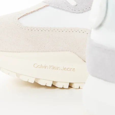 Produits victimes de leur succès Calvin Klein Blanc Toothy Runner