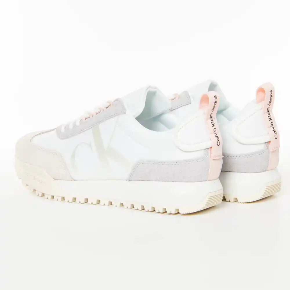 Toothy Runner Calvin Klein - 10 Toothy Runner Calvin Klein - 10