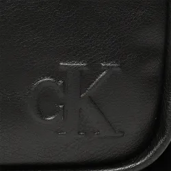 authentic Calvin Klein - 4