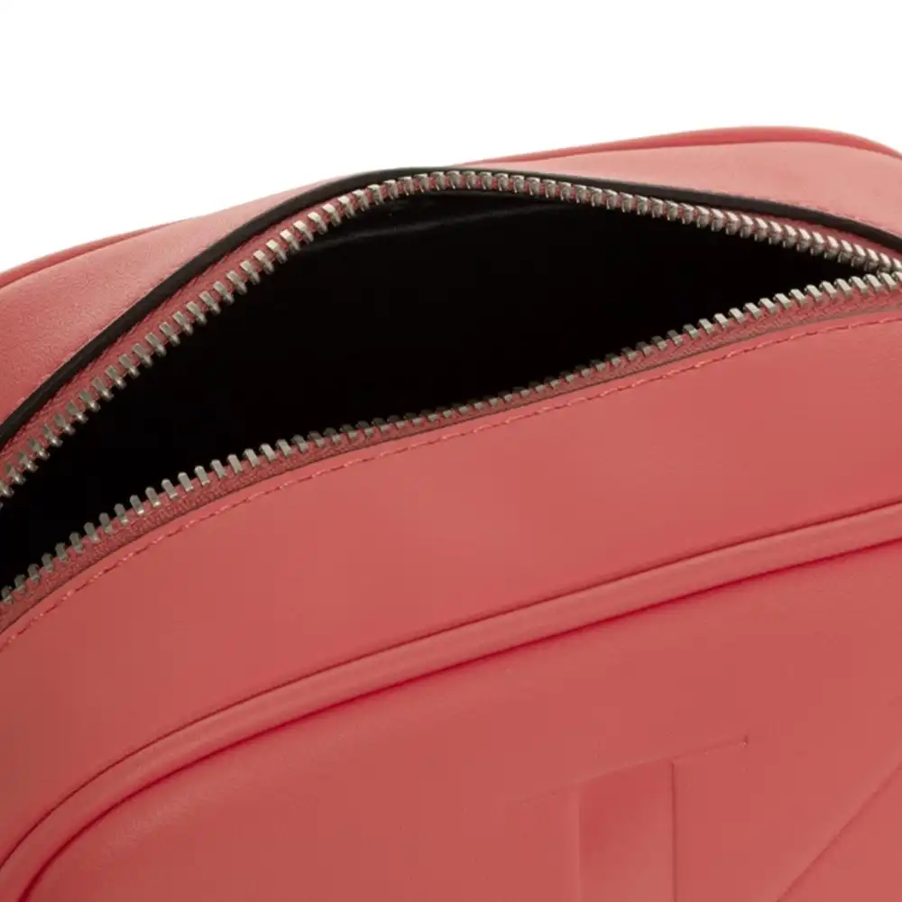 authentic Calvin Klein - 2