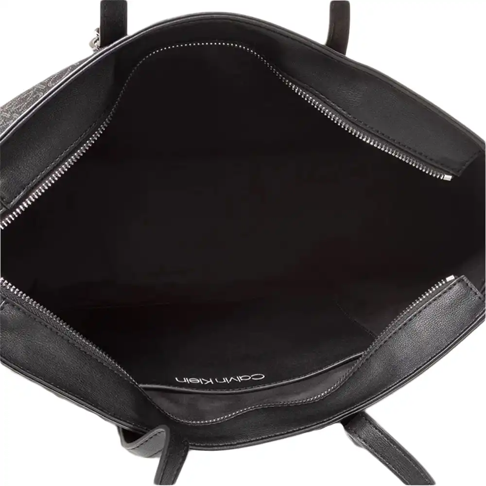 Monogram Calvin Klein - 4 Monogram Calvin Klein - 4