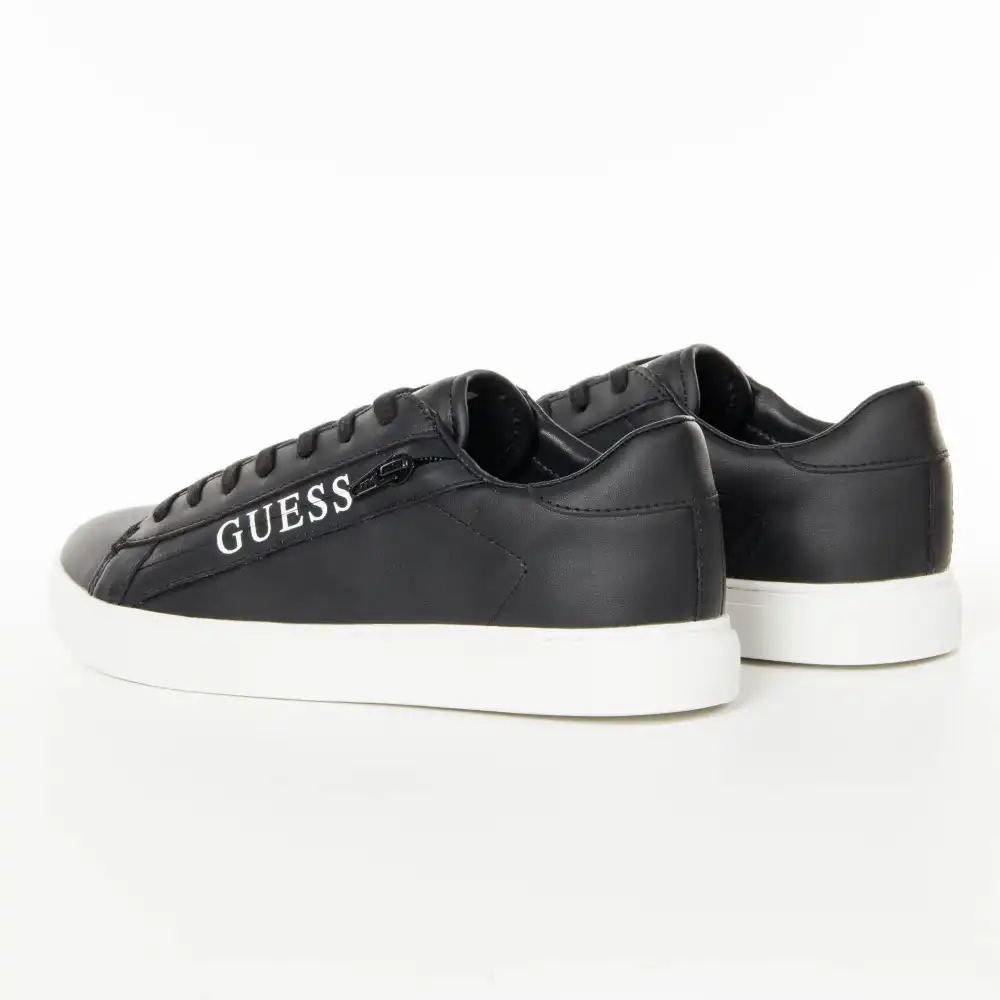 Todi Guess - 9