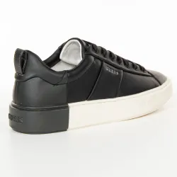 authentic Guess - 7 authentic Guess - 7