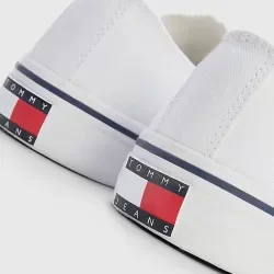 essential Tommy Jeans - 3 essential Tommy Jeans - 3