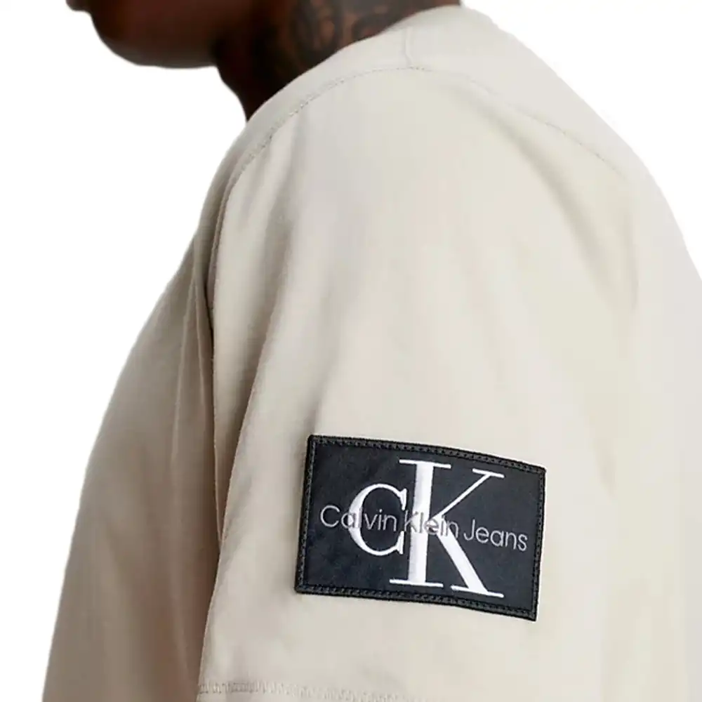 Insigne Calvin Klein - 2