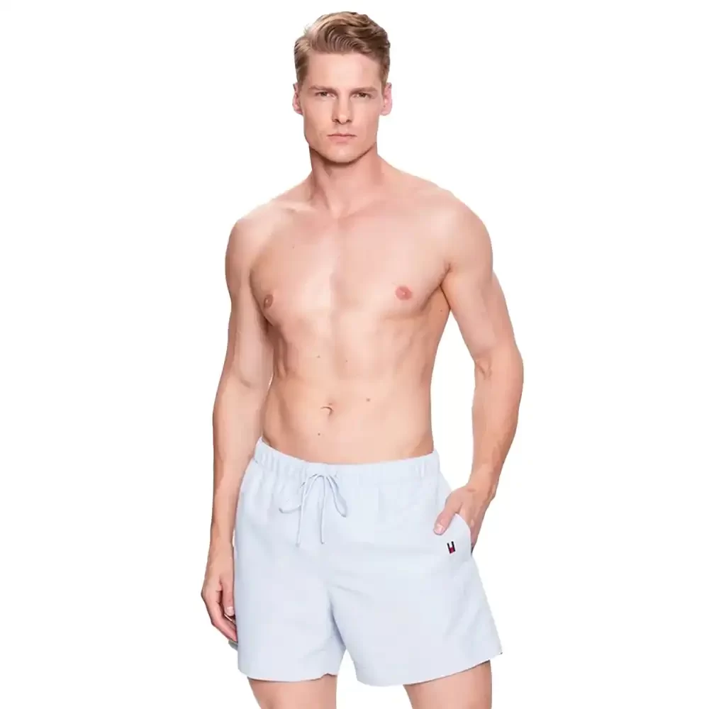 Essential Tommy Jeans - 5 Essential Tommy Jeans - 5