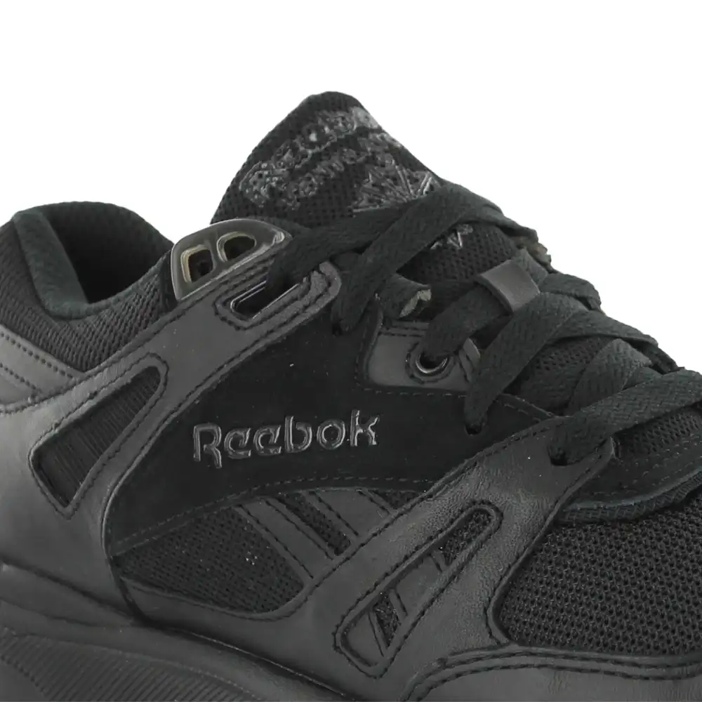 essential Reebok - 3