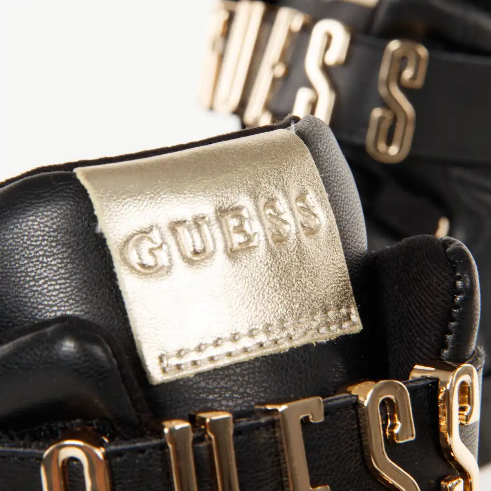 corten Guess - 7 corten Guess - 7