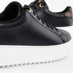 esssentiel Guess - 7