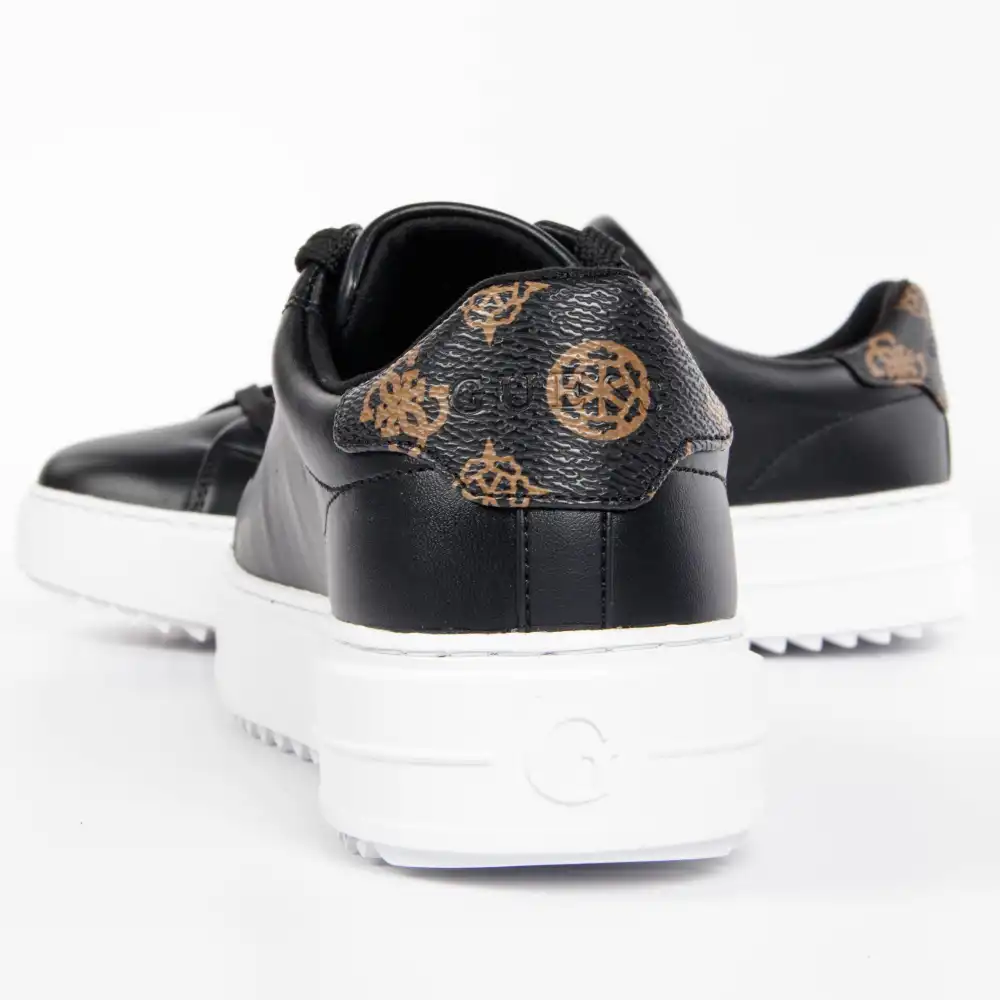 esssentiel Guess - 8