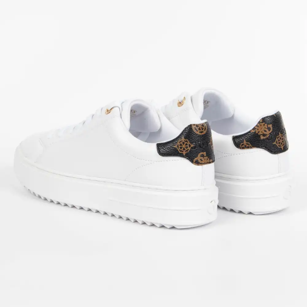 esssentiel Guess - 5 esssentiel Guess - 5