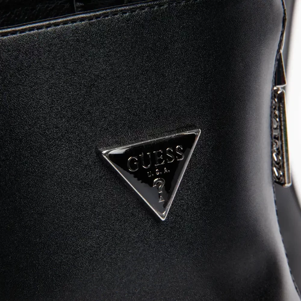 authentique Guess - 7 authentique Guess - 7