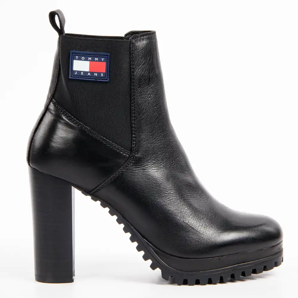 Essential Tommy Jeans - 3