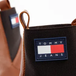 Essential Tommy Jeans - 6 Essential Tommy Jeans - 6