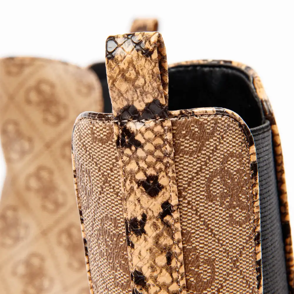 4g classic Guess - 8