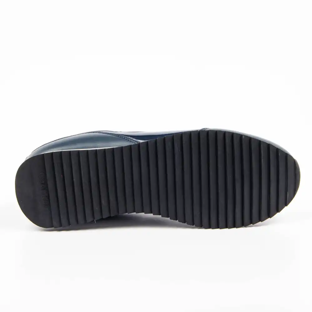 authentic Calvin Klein - 4 authentic Calvin Klein - 4