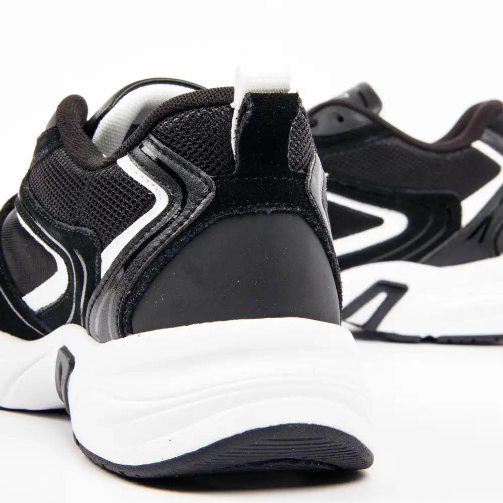 run authentic Calvin Klein - 9