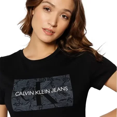 Tee shirt manche courte femme Calvin Klein Noir w monogram 