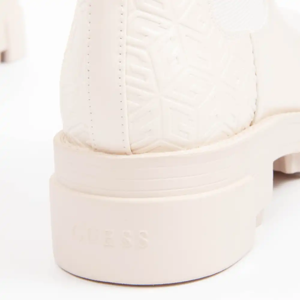 Madla3 Guess - 7 Madla3 Guess - 7