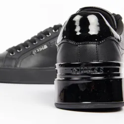 authentic Guess - 8 authentic Guess - 8